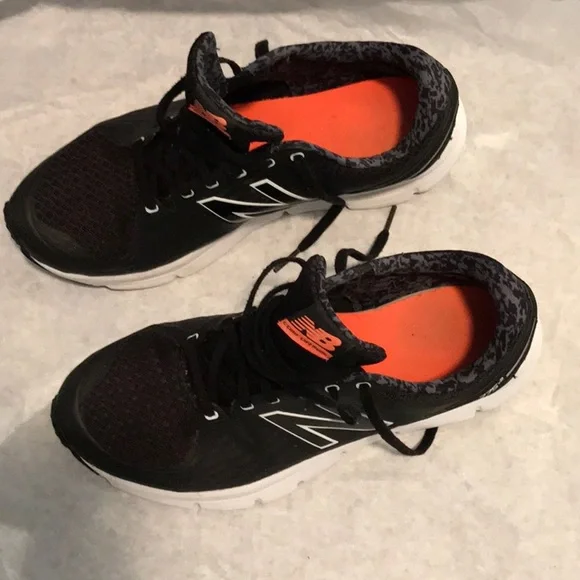 New Balance size 9.5 Black White Orange Camo 9.5 Cush - Picture 5 of 11